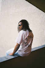 Lade das Bild in den Galerie-Viewer, White Kiezkid Tee

